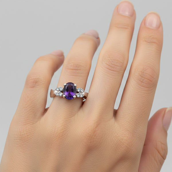 Oval Cut Purple Amethyst 3.65 Ct Ring in 925 Sterling Silver for Women