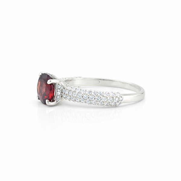 Red Garnet Round Cut Ring 2.45 Ct in 925 Sterling Silver for Engagement