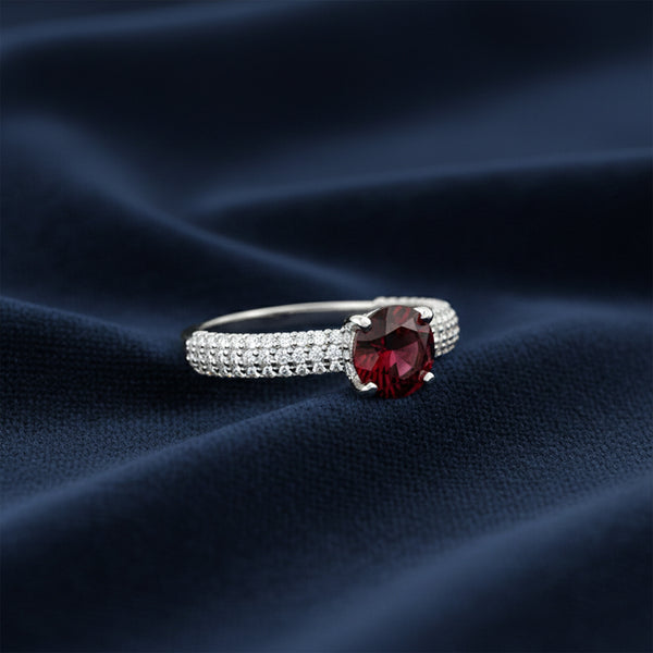 Red Garnet Round Cut Ring 2.45 Ct in 925 Sterling Silver for Engagement