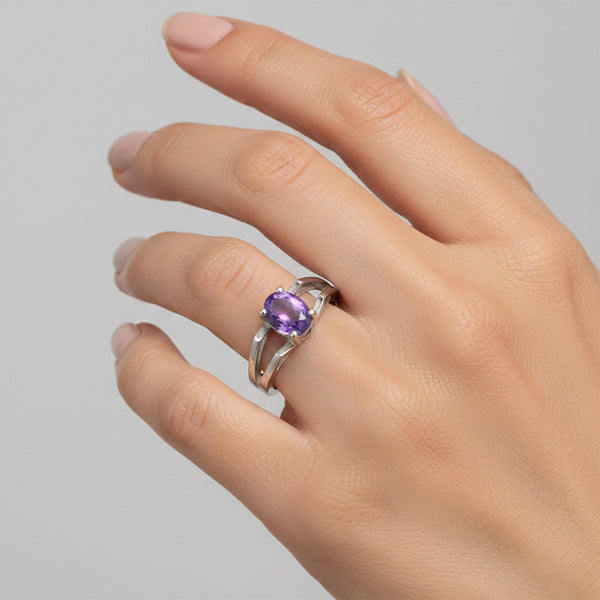 Luxury Purple Amethyst Oval Ring in 925 Sterling Silver for Women Chic Design