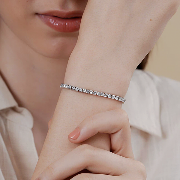 Certified 4.95Ct Round Natural Diamond Exquisite Tennis Bracelet 14k Gold GH/VS - Image 3 - GEMHUB & CO.