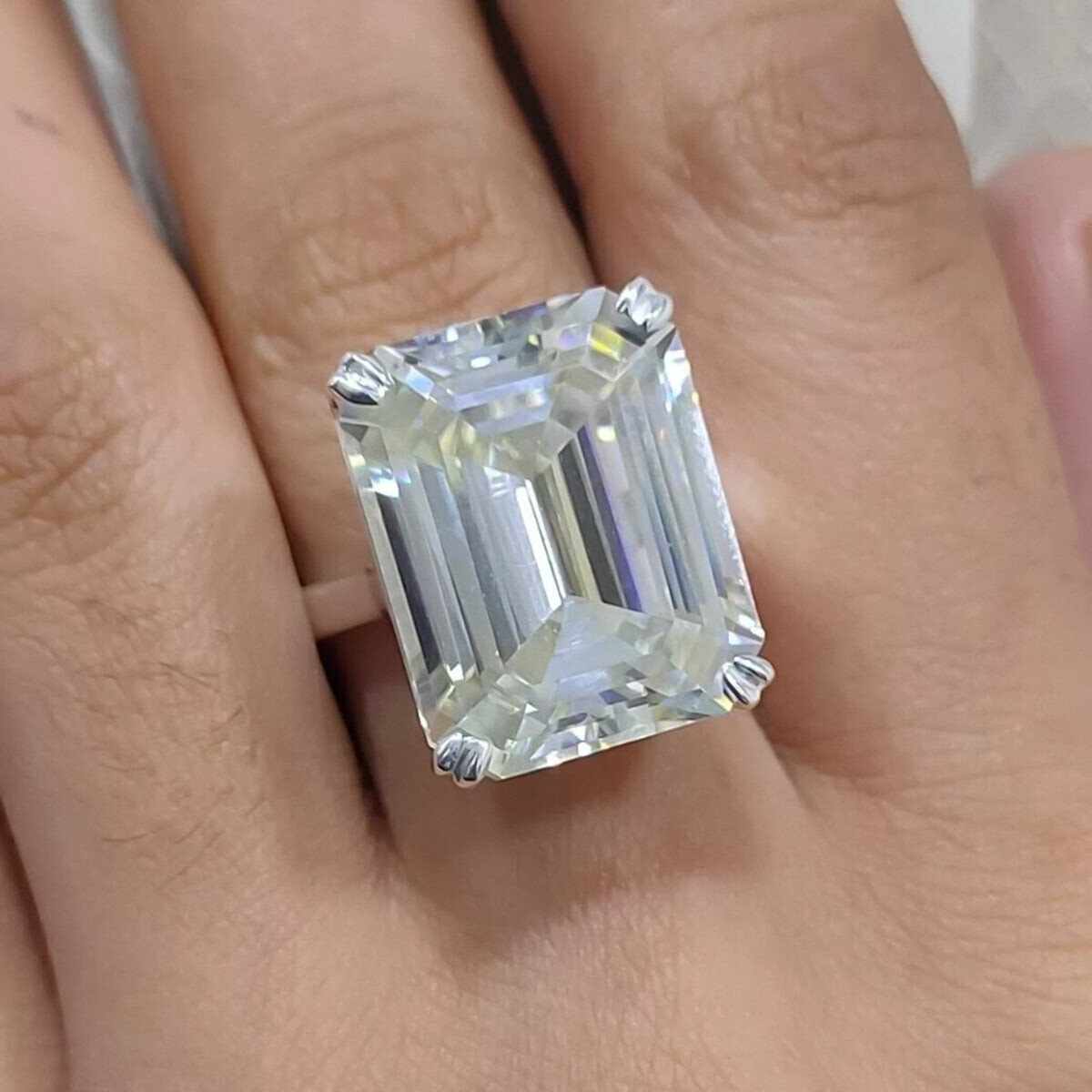 9.00 Ct White Moissanite Emerald Cut Solitaire Ring For Wife 18K Gold Plated Vermei 18K Gold Plated