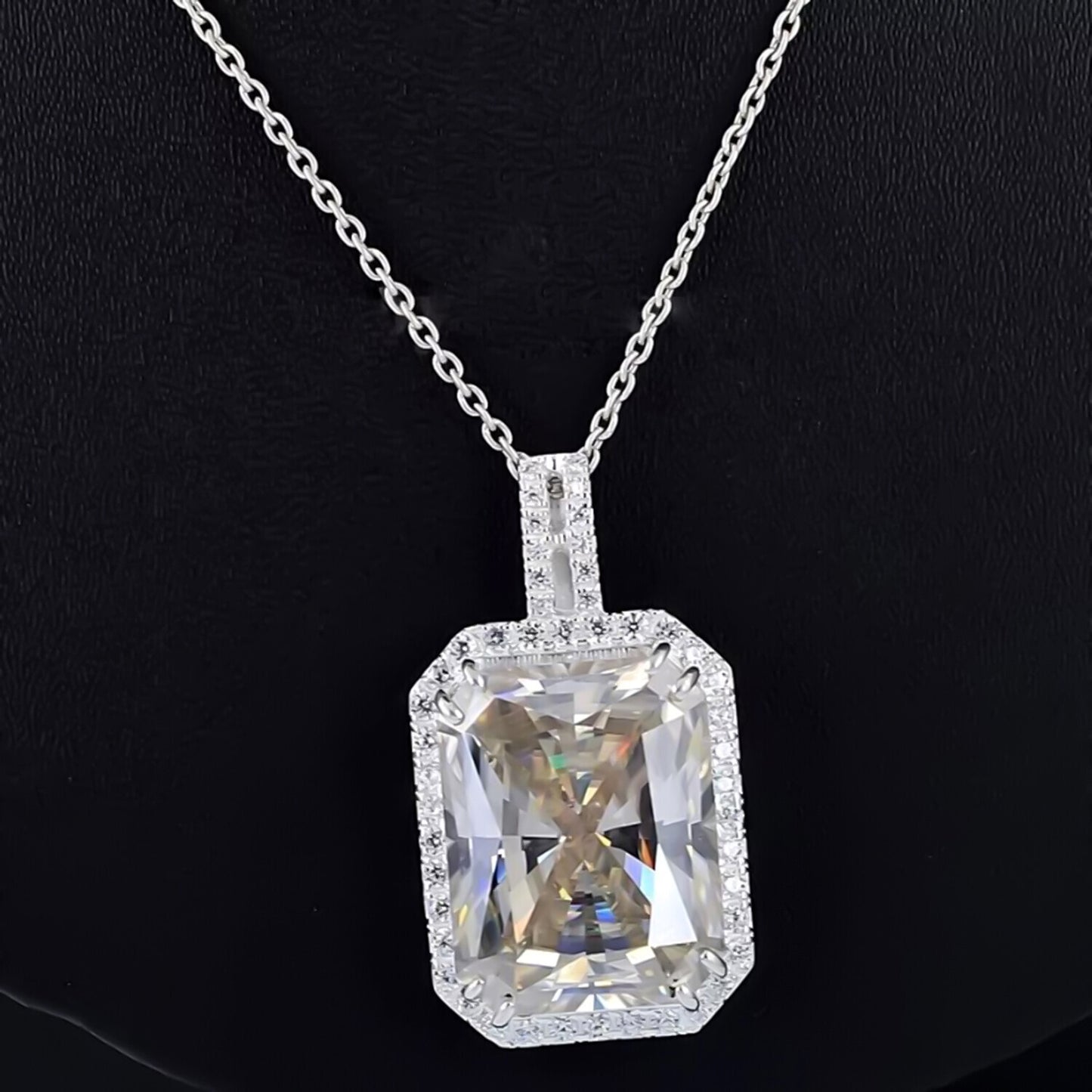 14.50 Ct F VS1 Moissanite Pendant in Gold Vermeil – Special Anniversary Jewelry - GEMHUB & CO.