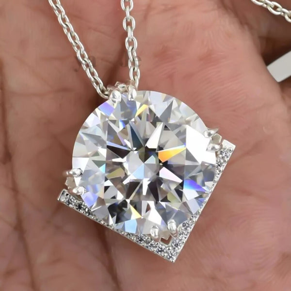 15 Ct White Moissanite Pendant in Gold Vermeil Certified Luxury Holiday Jewelry - View 4 - GEMHUB & CO.