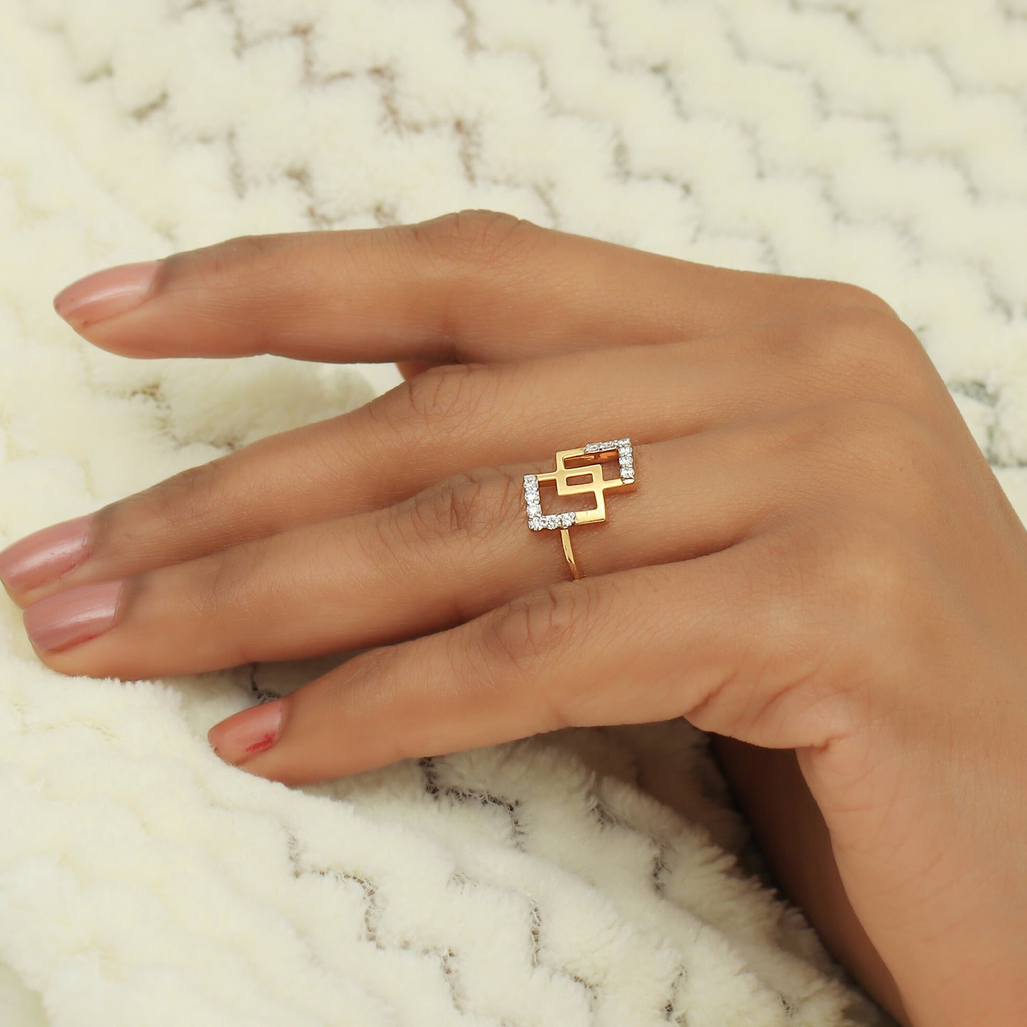 0.15 Ct. IGI Certified 18k Yellow Gold Diamond Geometric Ring Designer Jewelry - view 4