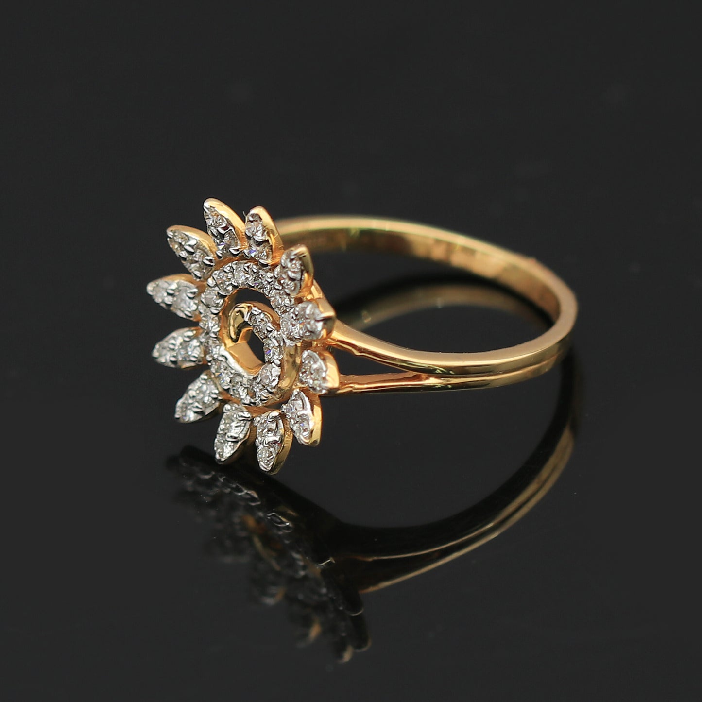 0.39 Ct. IGI Certified Natural Diamond 18k Yellow Gold Flower Design Ring - view 5