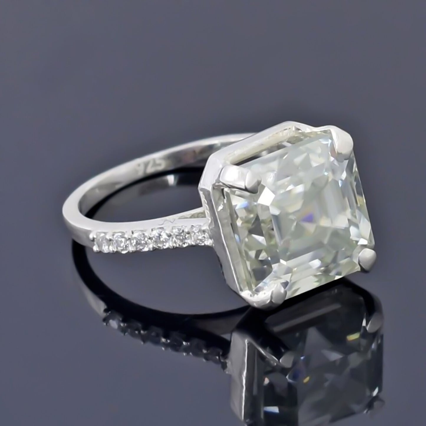 Certified 8.75ct VS1 White Moissanite Ring Jewelry for Christmas 18K Gold Plated Ve 18K Gold Plated