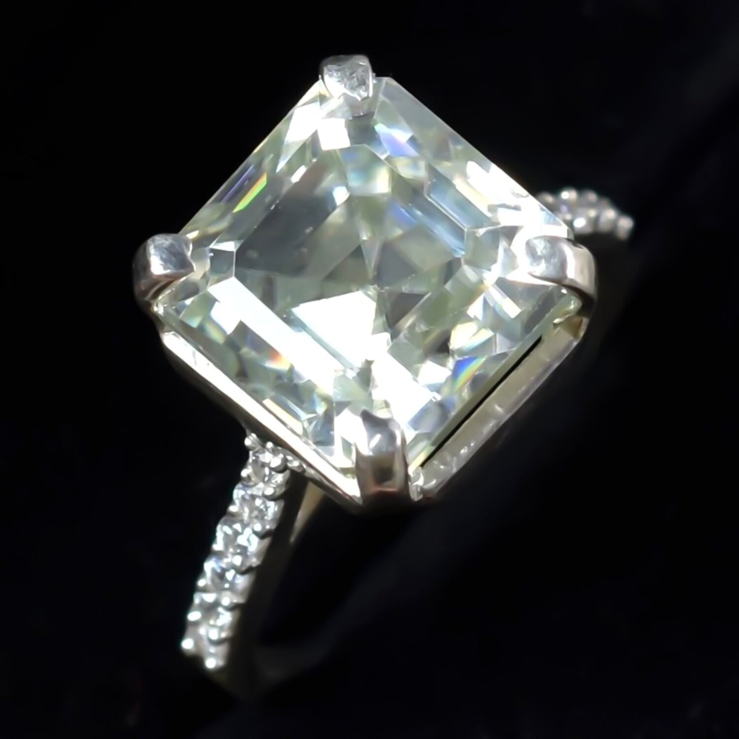 Certified 8.75ct VS1 White Moissanite Ring Jewelry for Christmas 18K Gold Plated Ve 18K Gold Plated