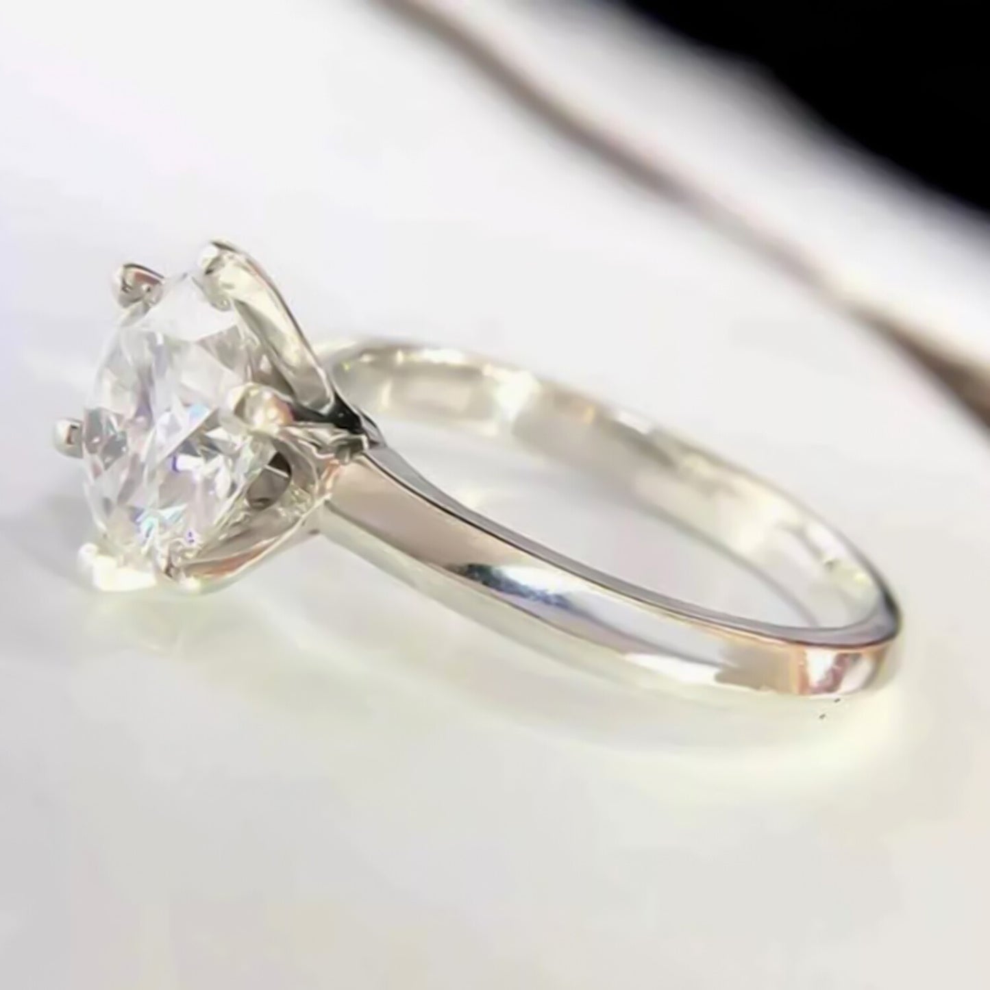 Certified 2.35ct VS1 White Moissanite Ring Birthday Gift Jewelry 18K Gold Plated Ve 18K Gold Plated