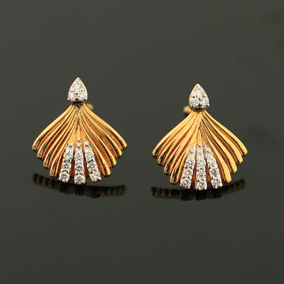 IGI Certified 18K Yellow Gold Stud Earrings with Natural Diamond