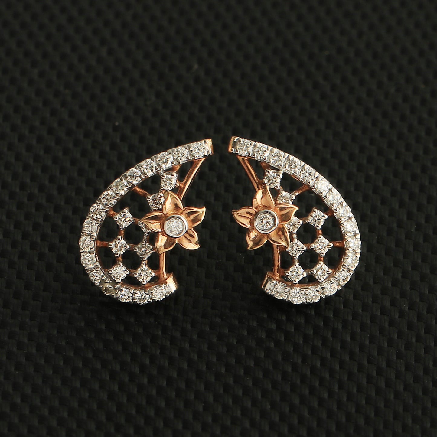 IGI Certified 18K Rose Gold Natural Diamond Curved Teardrop Earrings 0.55 Ct.