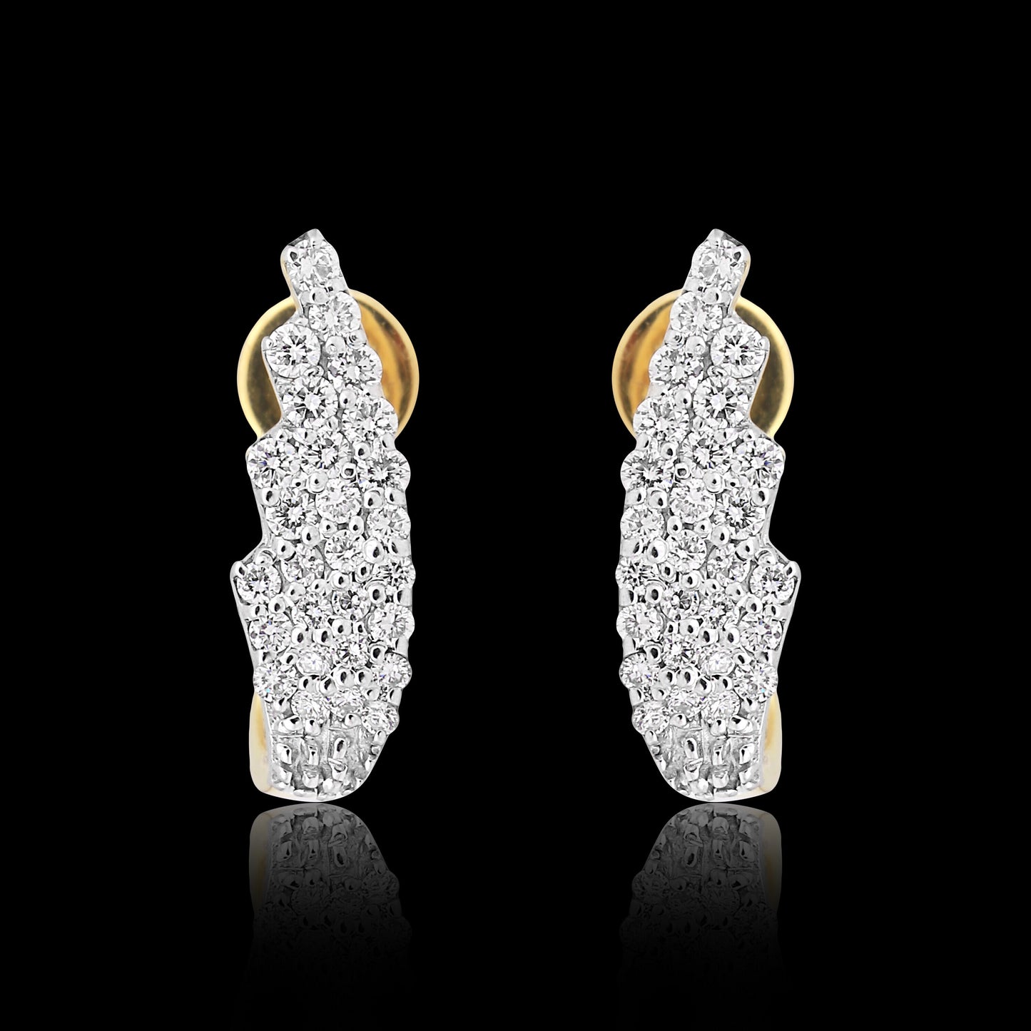 0.43 Ct Brilliant Cut Diamond Stud Earrings IGI Certified G-H VS 18K Gold