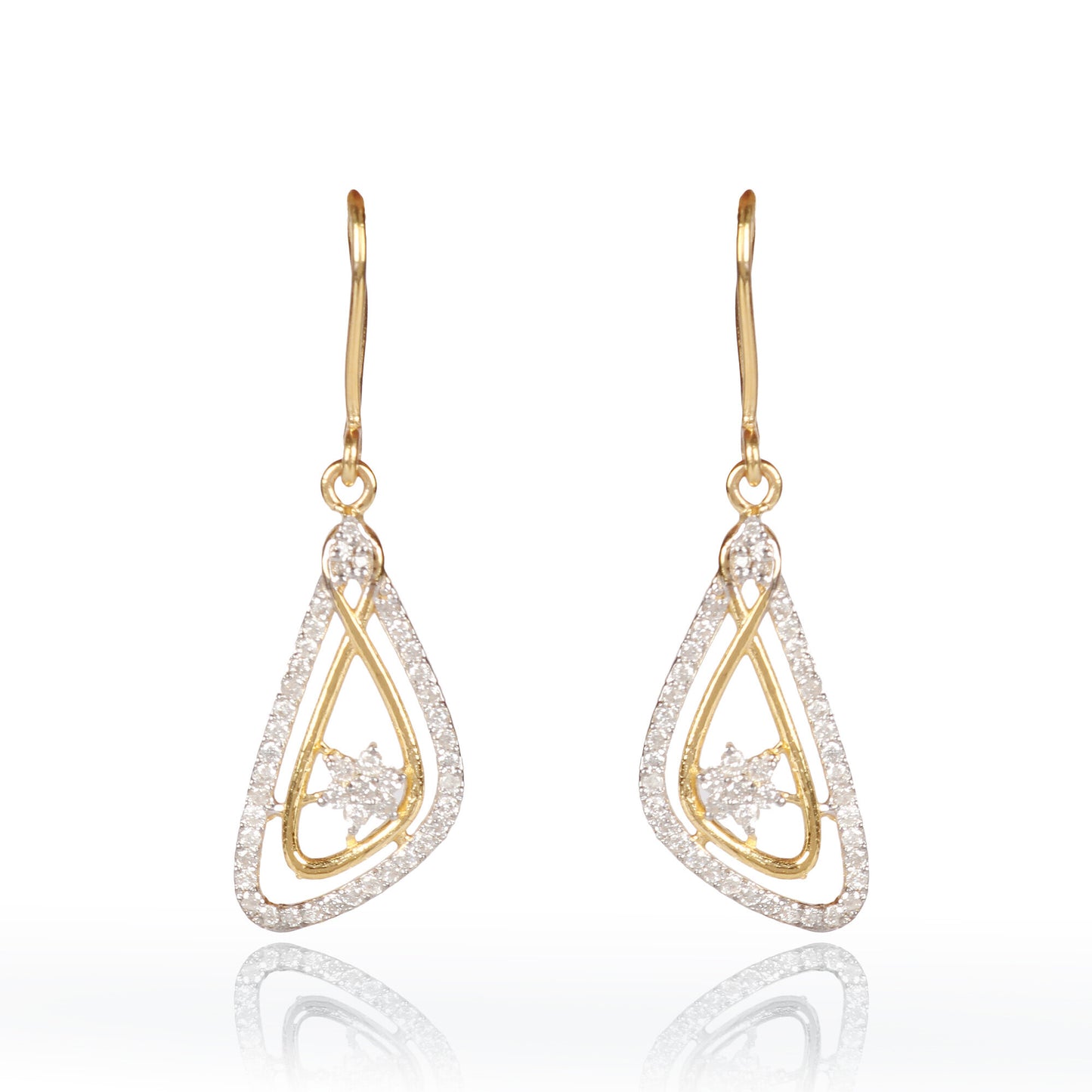 0.67 ct IGI Certified 18K Yellow Gold Stud Earrings with Natural Diamond
