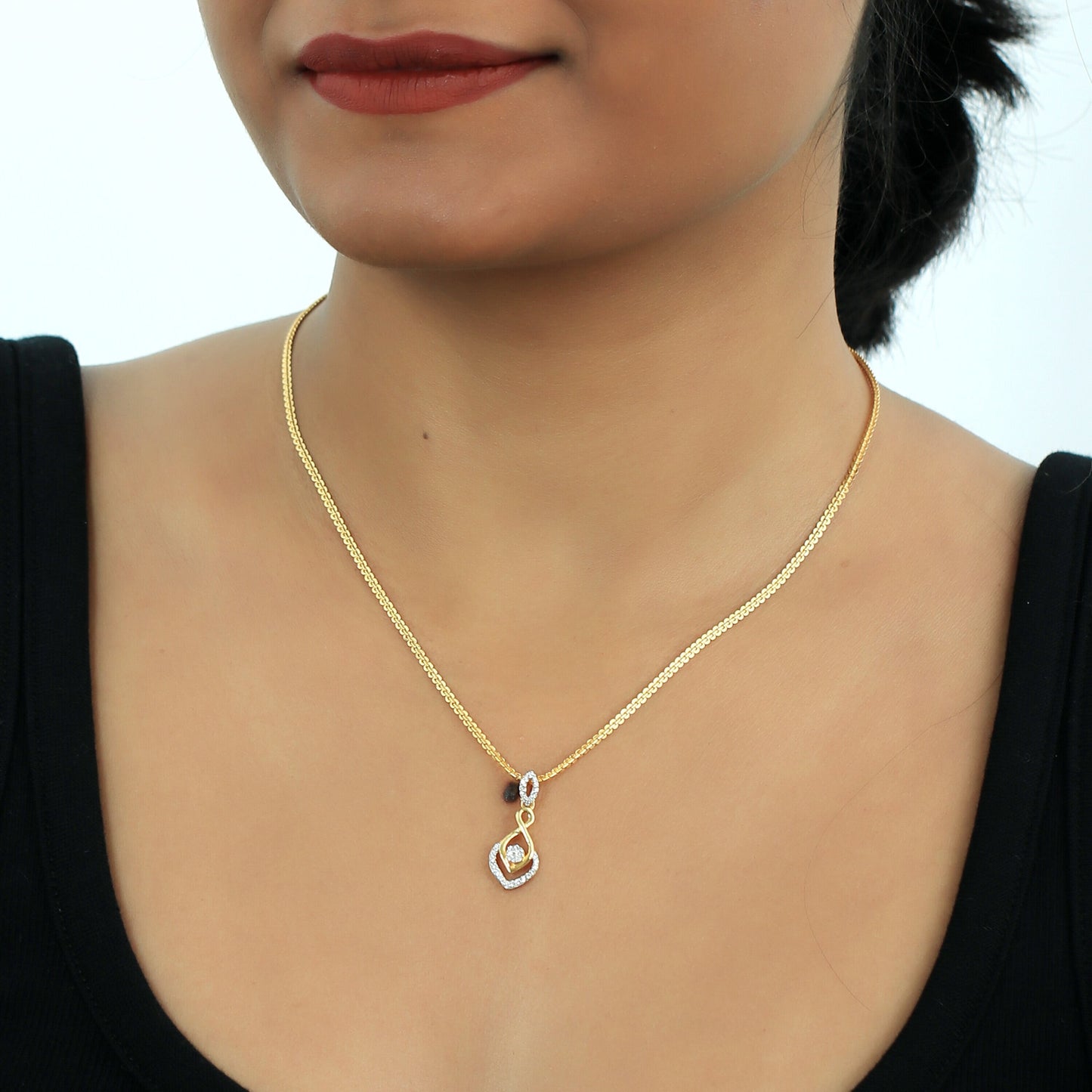 Special Occasion Pendant 0.21 Ct IGI Certified Natural Diamond in 18K Gold - view 4