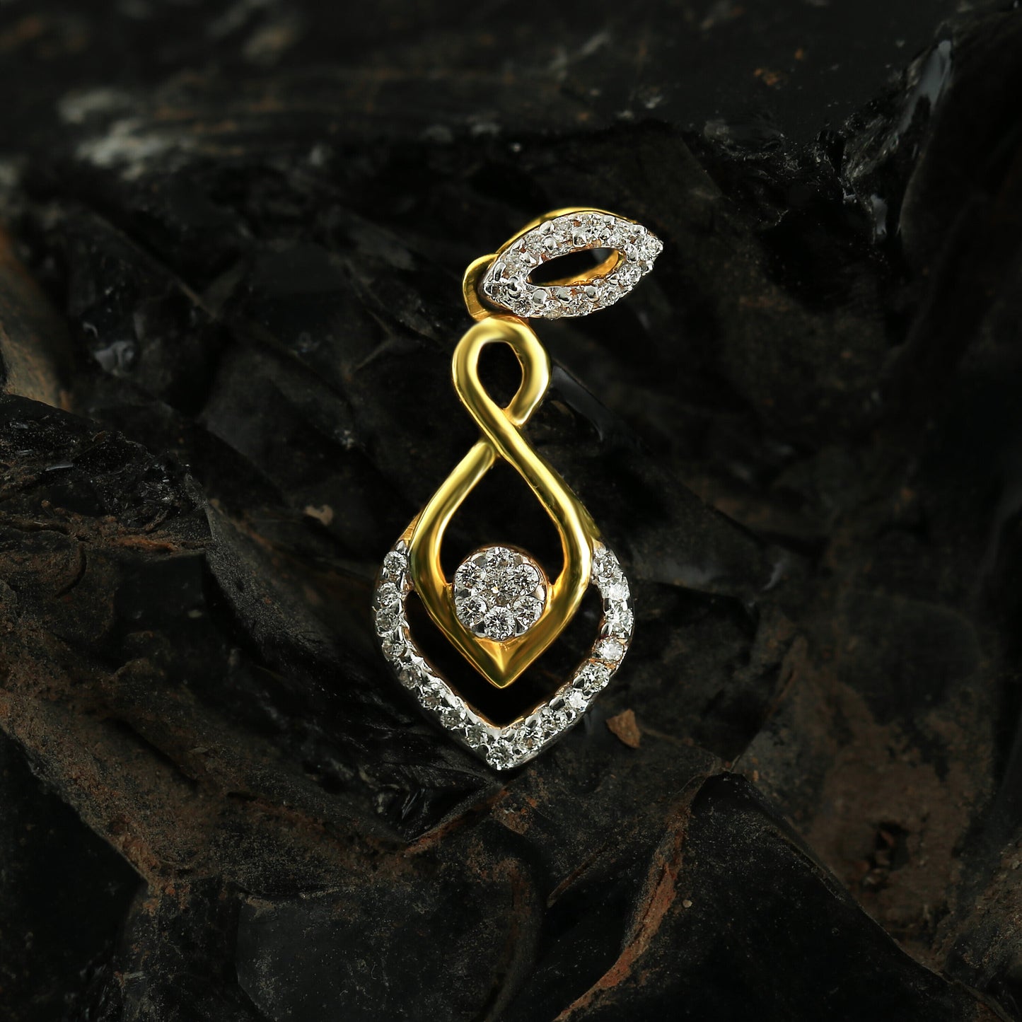 Special Occasion Pendant 0.21 Ct IGI Certified Natural Diamond in 18K Gold - view 5