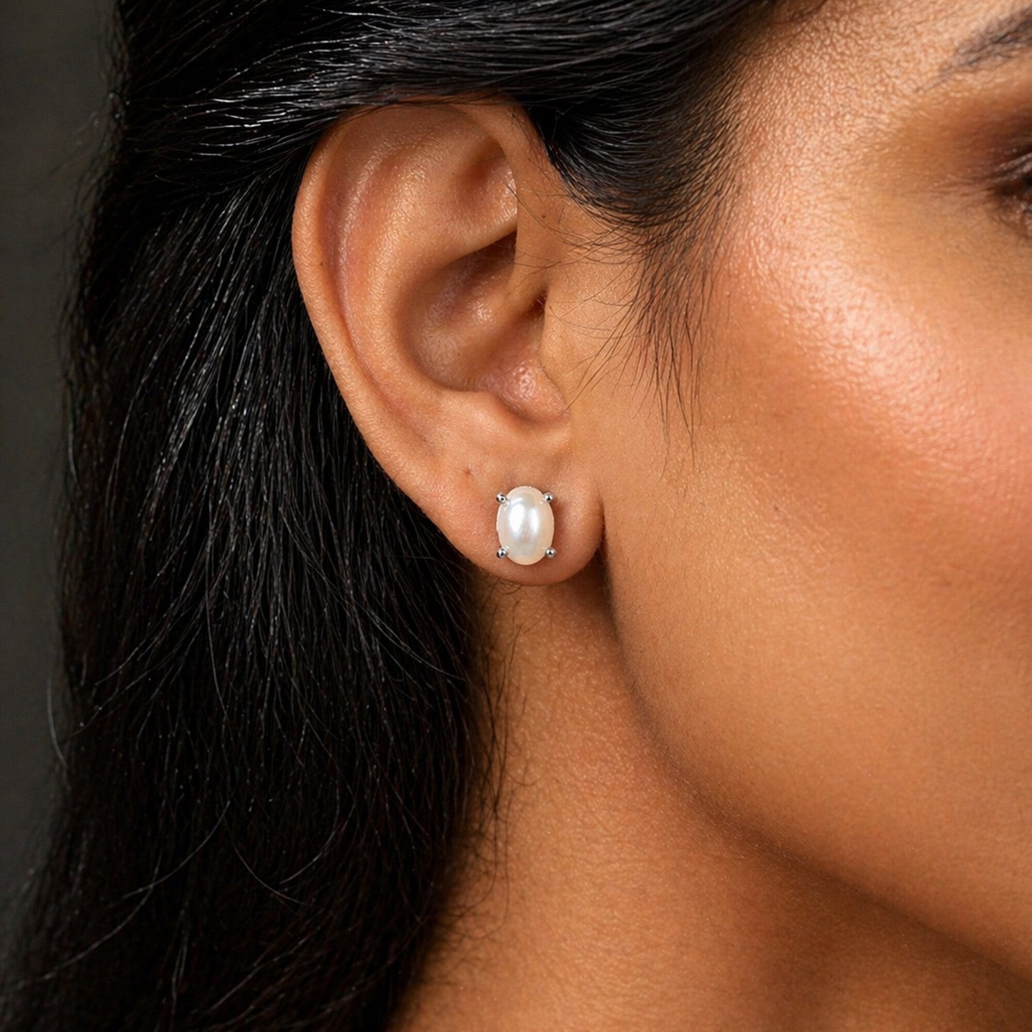10 Ct Natural White Pearl Earrings - GEMHUB & CO.