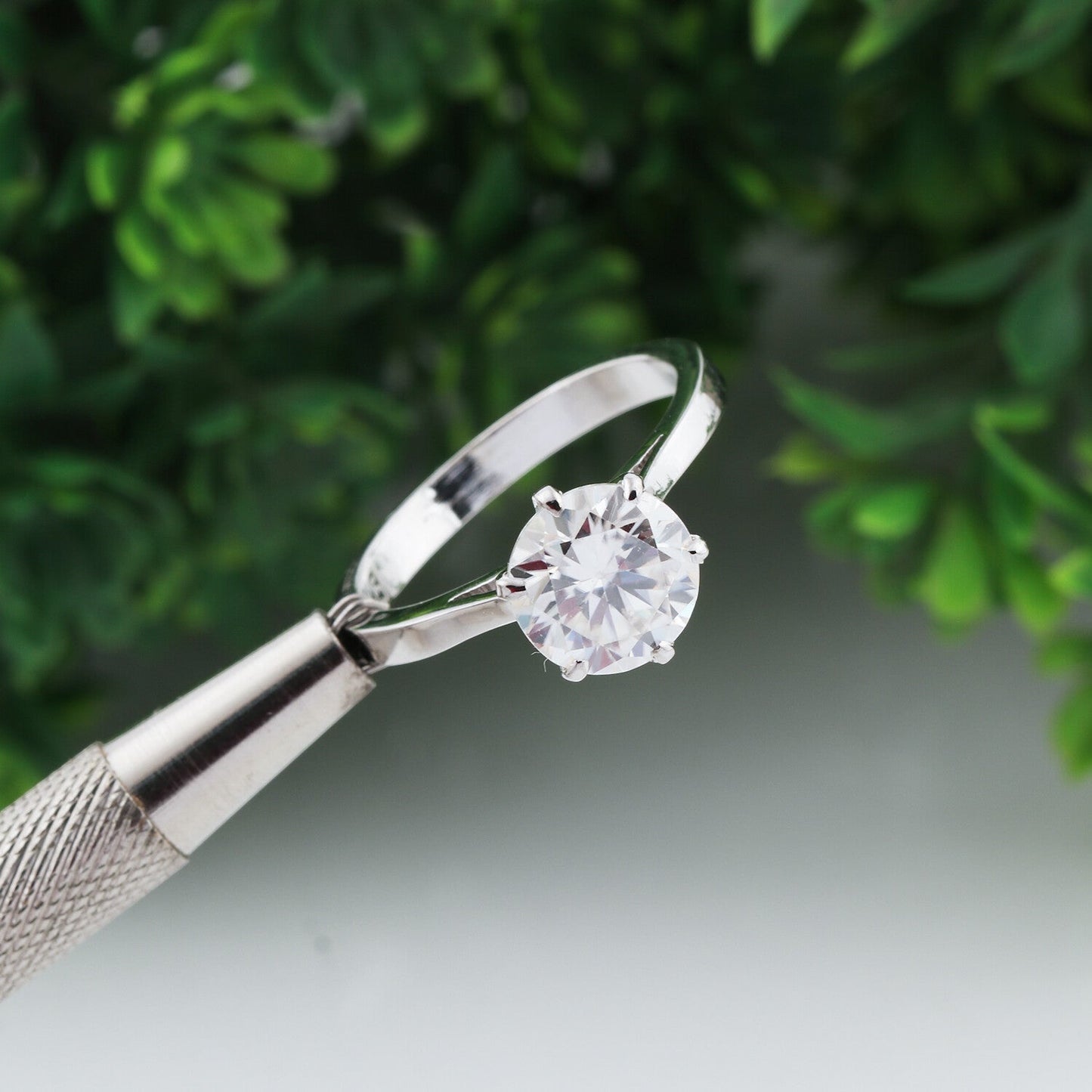 Close-up of round brilliant lab diamond, VS1 clarity, full table view