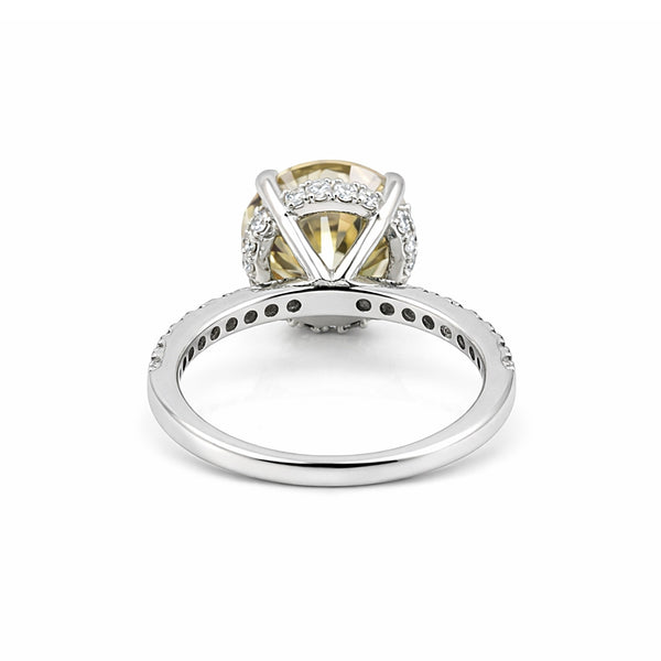 GEMHUB & CO. 2.90 Ct round cut champagne lab grown diamond ring with VS1 clarity set in 18k gold vermeil with pavé band.