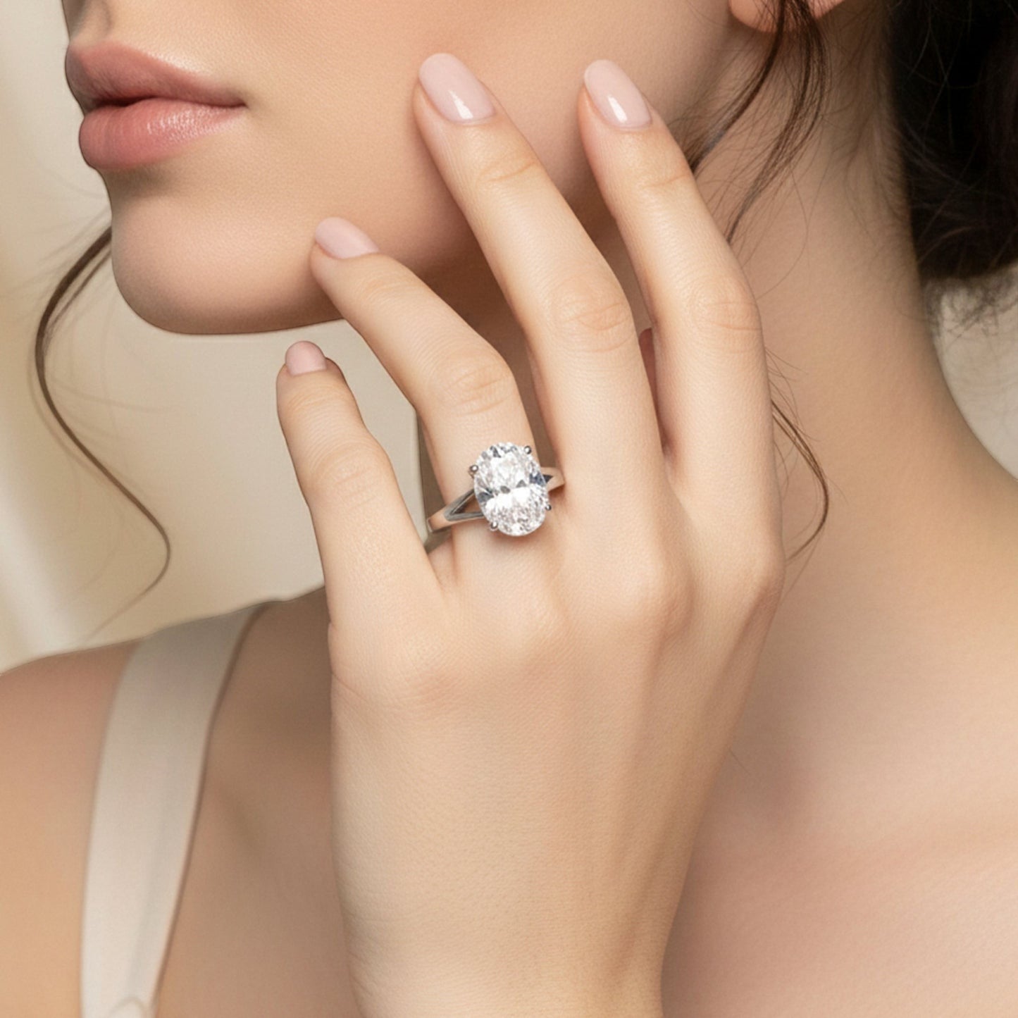 GEMHUB & CO. 3 Ct oval cut lab-grown diamond ring in 18k gold vermeil with VS1 clarity.