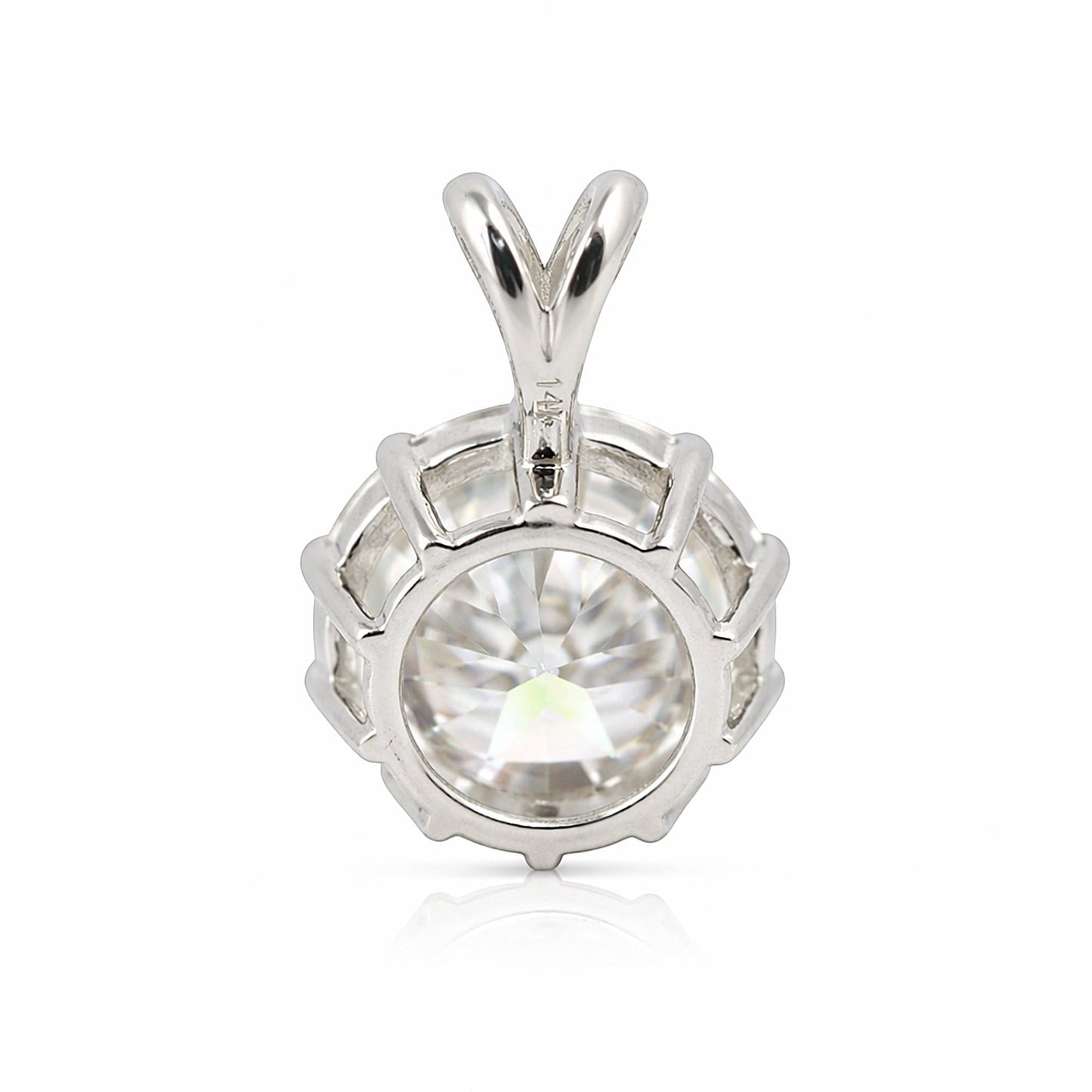 GEMHUB & CO. 4.00 Ct round cut lab grown diamond pendant in 18k gold vermeil, VS1 clarity, white color.