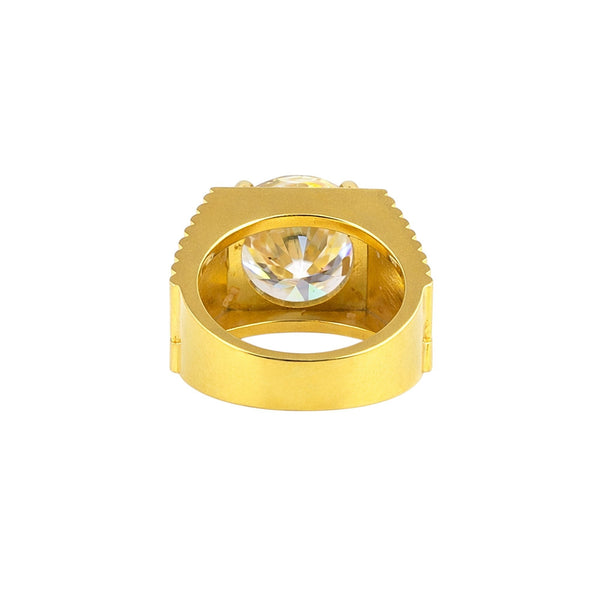GEMHUB & CO. 5.00 Ct round cut lab grown diamond ring in 18k gold vermeil with VS1 clarity.