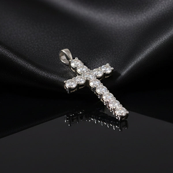 GEMHUB & CO. 3 Ct round cut lab-grown diamond cross pendant in 18k white gold vermeil with VS1 clarity.