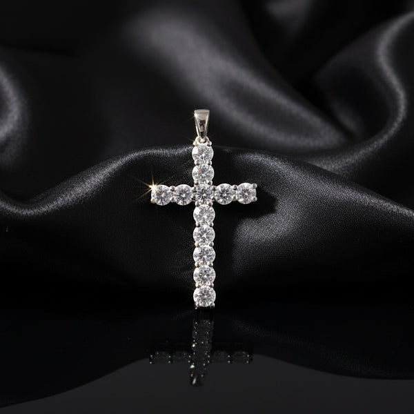 GEMHUB & CO. 3 Ct round cut lab-grown diamond cross pendant in 18k white gold vermeil, VS1 clarity.