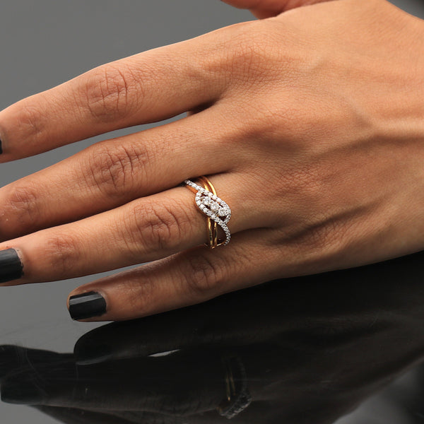 GEMHUB & CO. 0.45 Ct IGI Certified criss-cross diamond ring in 18K yellow gold for women.