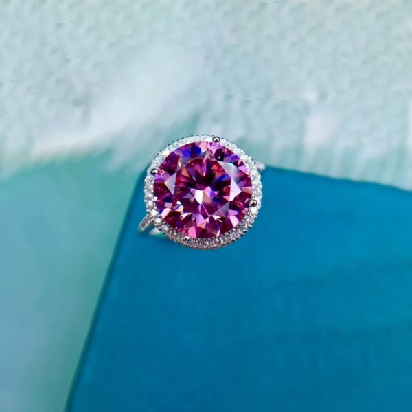 GEMHUB & CO. 2.60 Ct pink moissanite ring with halo setting, 18K gold plated vermeil over sterling silver.