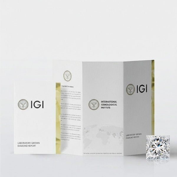 GEMHUB & CO. 1 Ct Princess cut lab-grown diamond with F/VS clarity in 950 platinum, with IGI certification.
