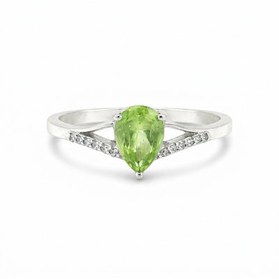 Jewelry Pear Cut Green Amethyst Ring in 925 Sterling Silver for Her Chic Design