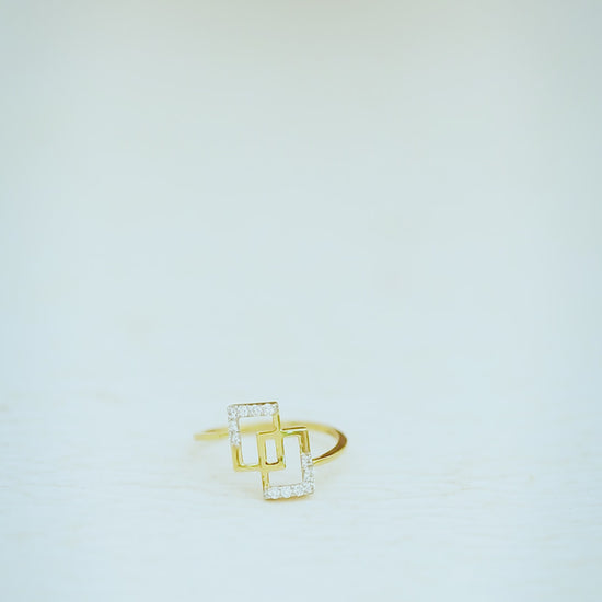 0.15 Ct. IGI Certified 18k Yellow Gold Diamond Geometric Ring Designer Jewelry