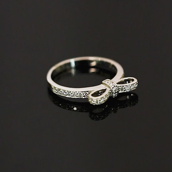 0.36 Ct. IGI Certified Natural Diamond 18k White Gold Solitaire Bypass Ring