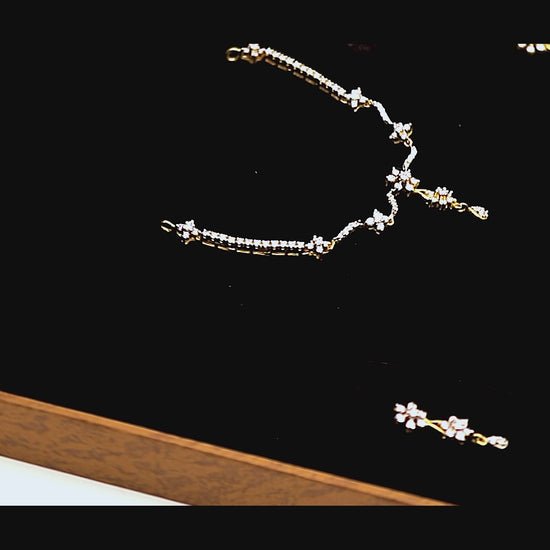 IGI Certified 18K Gold Diamond Jewelry Set 2.03 Ct G-H VS Stylish Luxury Set
