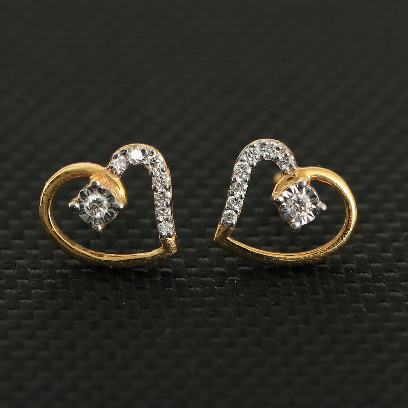 0.10 Ct. 18K Yellow Gold Vermeil Stud Earrings with Natural Diamond IGI Certified - view 6