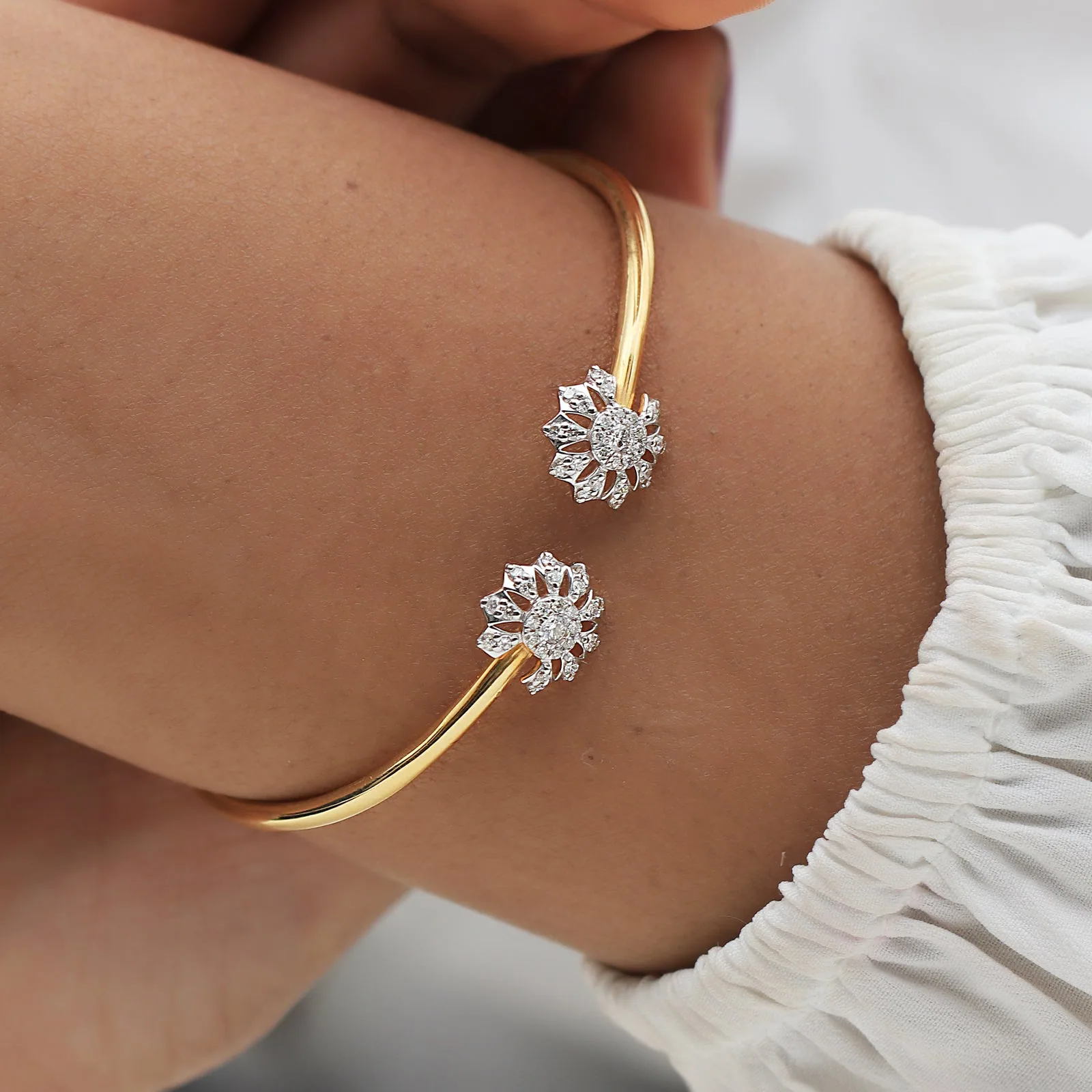 0.57ct Natural Diamond Pavé Bangle - view 2