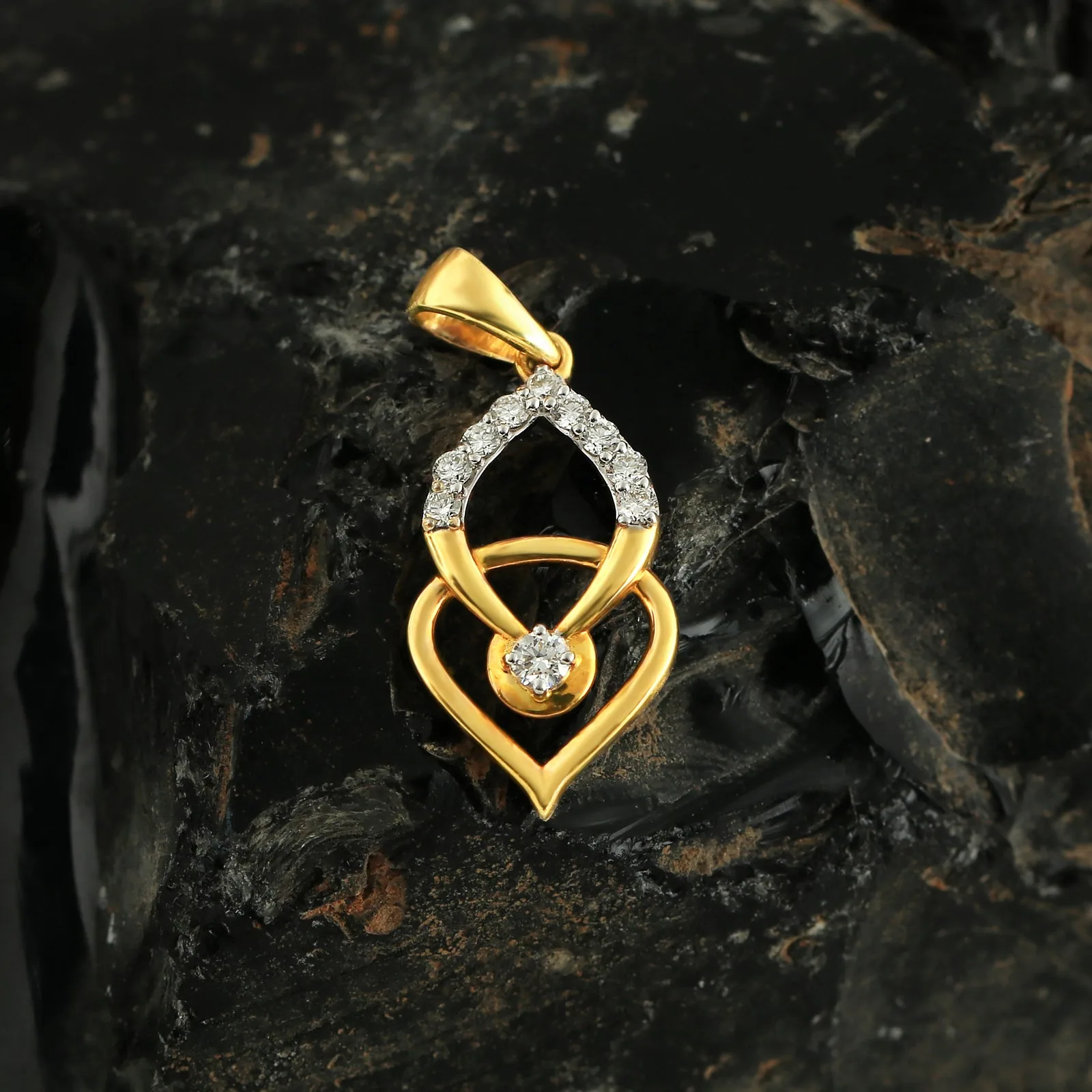 0.26 Ct IGI Certified Natural Diamond Necklace Pendant in 18K Gold Vermeil for Women - view 8