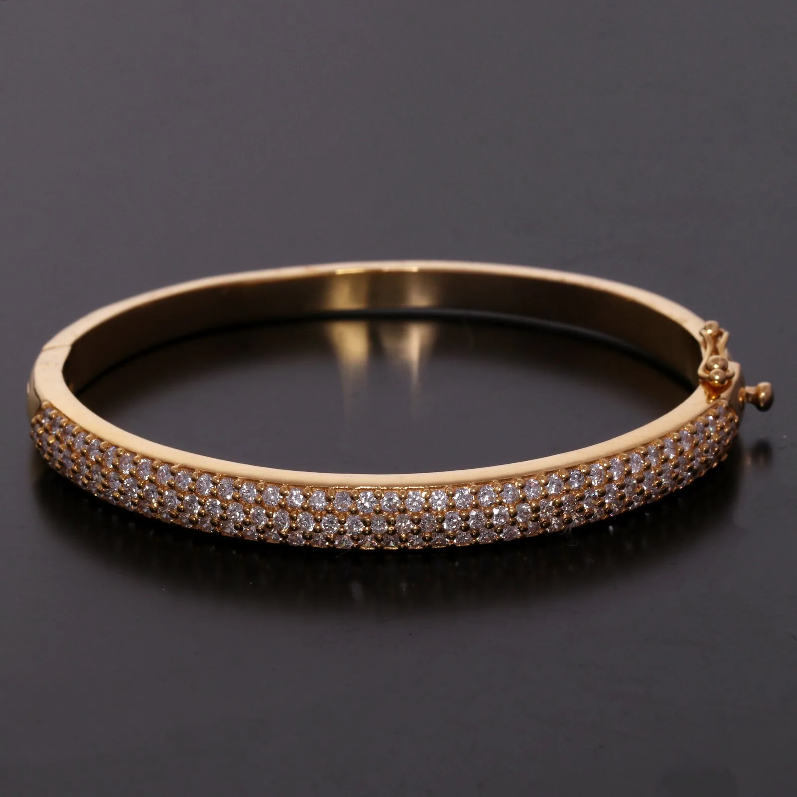 IGI Certified Lab Grown Diamond Wide Gold Bangle — 18K Solid Gold, 3.26 Ct tw, VVS/E