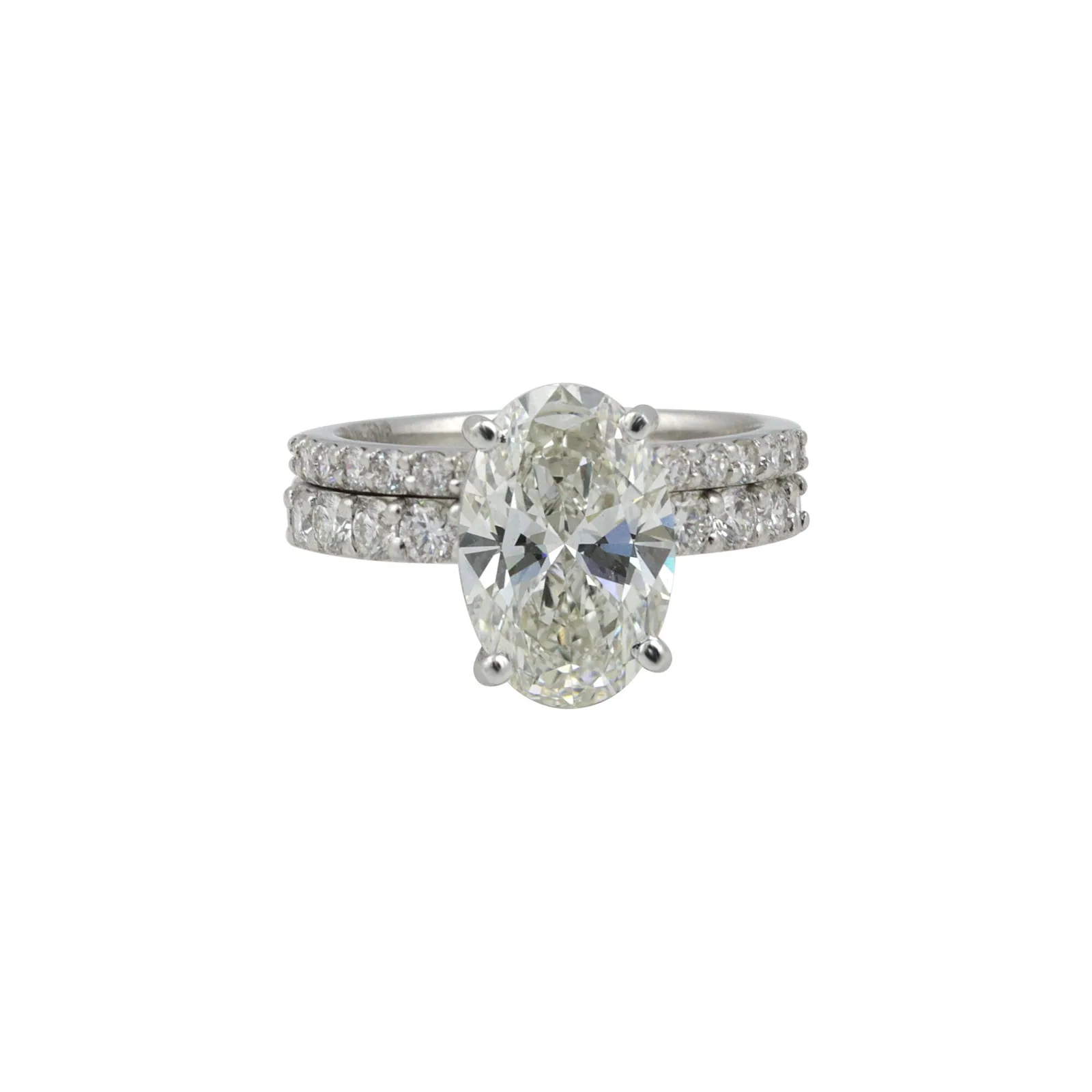 IGI Certified Lab Grown 2.71 Ct Oval Solitaire Diamond Halo Ring, VVS/E — 14K/18K Solid Gold