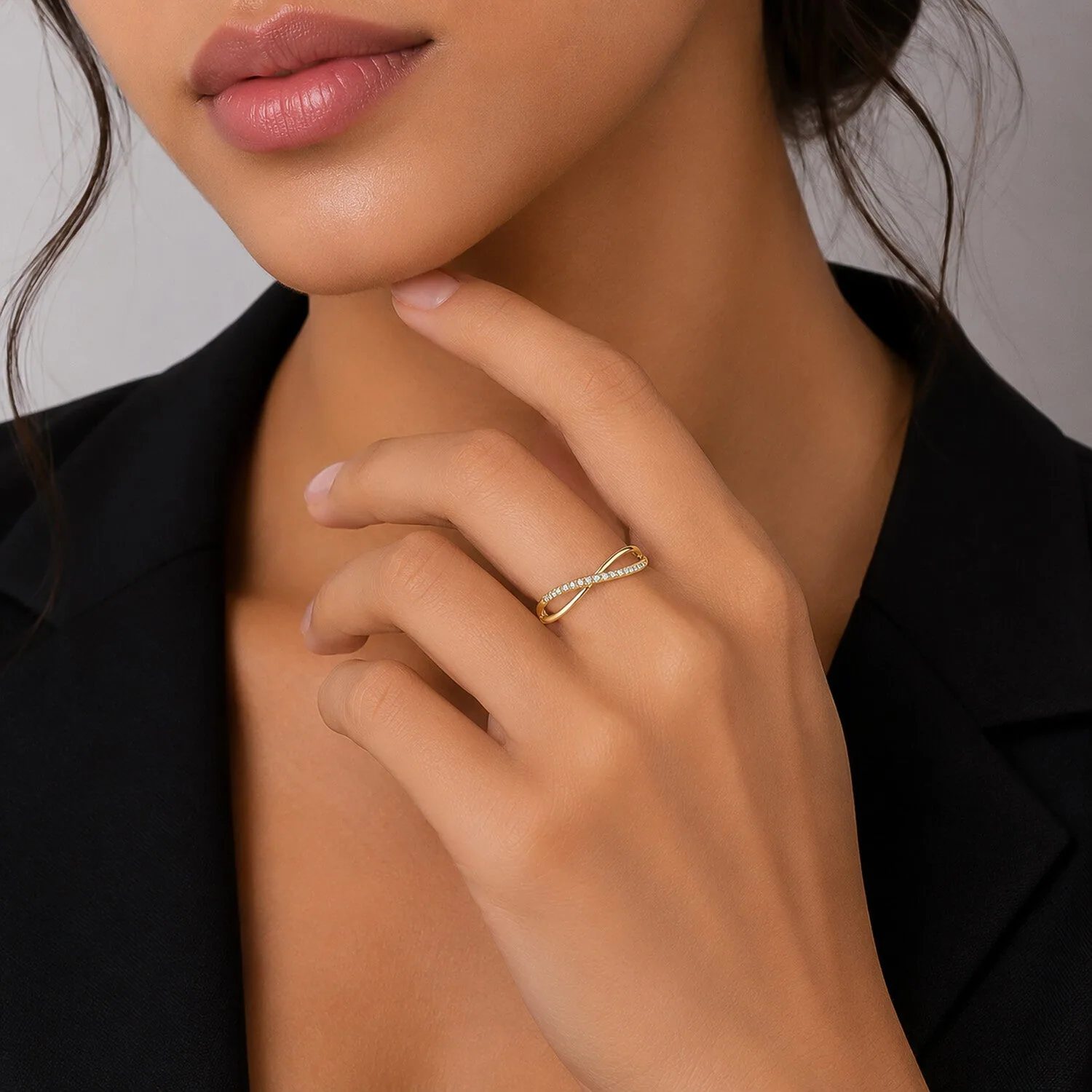 IGI Certified Lab Grown Diamond 0.24ct Round Pavé Cluster Ring, VVS/E — 18K Solid Gold