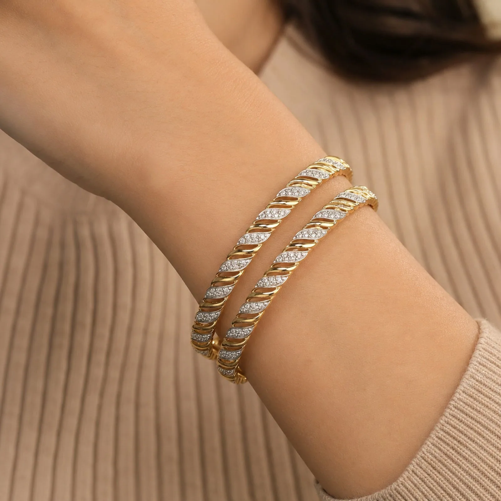 IGI Certified Lab Grown Diamond Pavé Cuff Bangle — 18K Solid Gold, 2.72 Ct tw, VVS/E