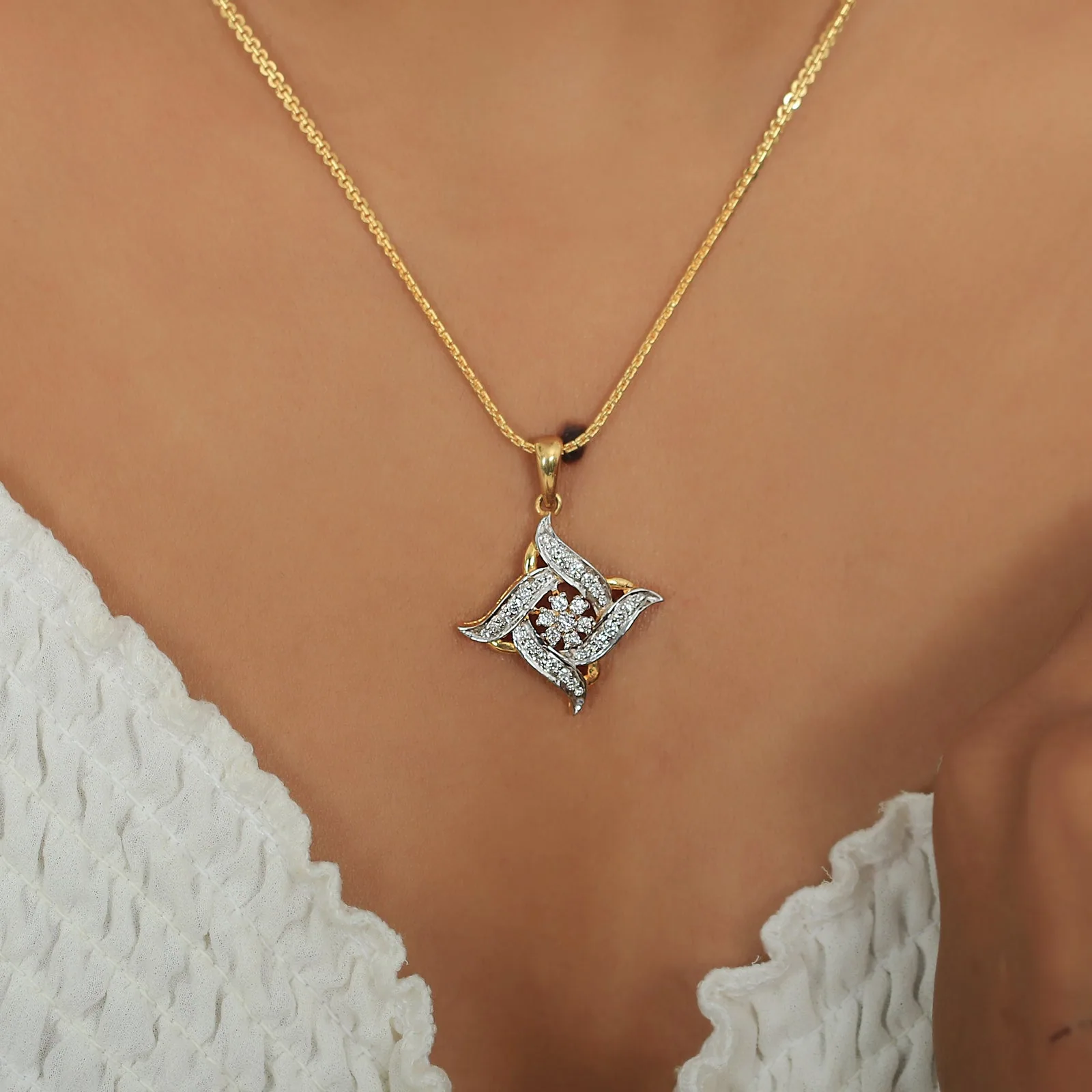 0.86 Ct. 18KT Yellow Gold Natural Diamond Jewelry Set, IGI Certified Quality - view 5