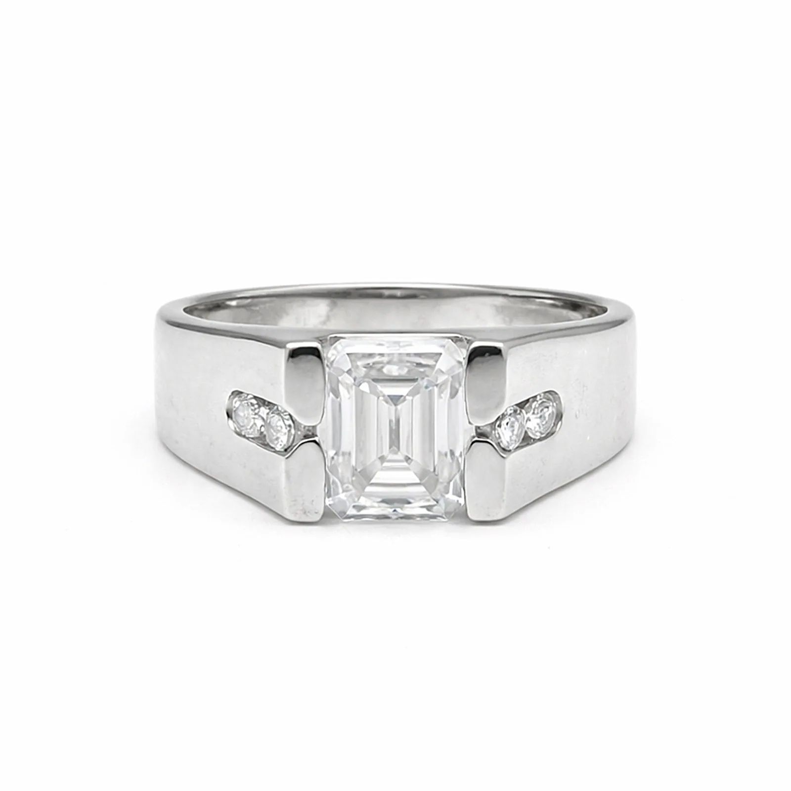 1.50 Ct Emerald Cut Moissanite Ring — VS1 Clarity, 18k Gold Vermeil