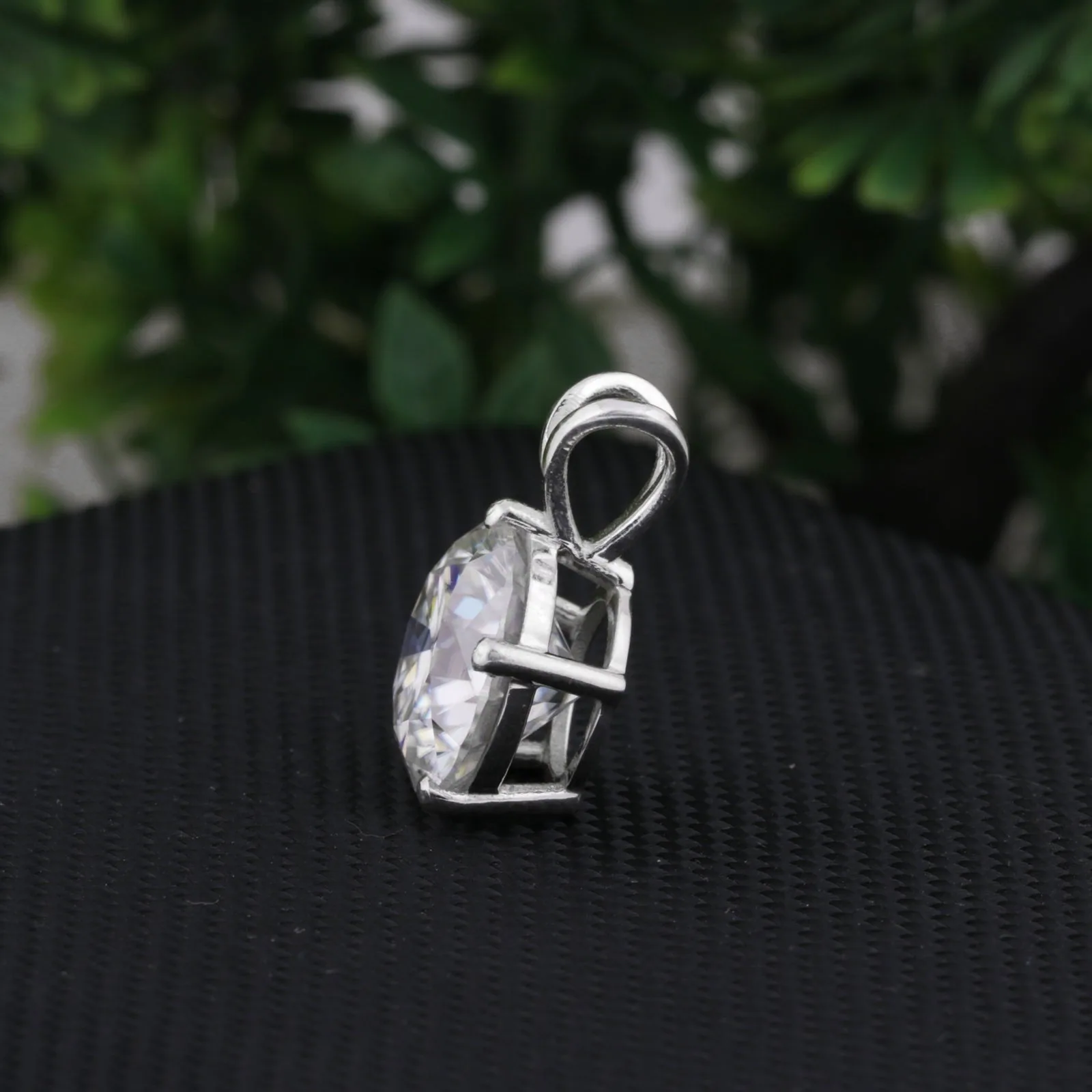 Certified 10 ct DEW White Moissanite Solitaire Pendant Vermeil 925 Silver Jewelry - view 3