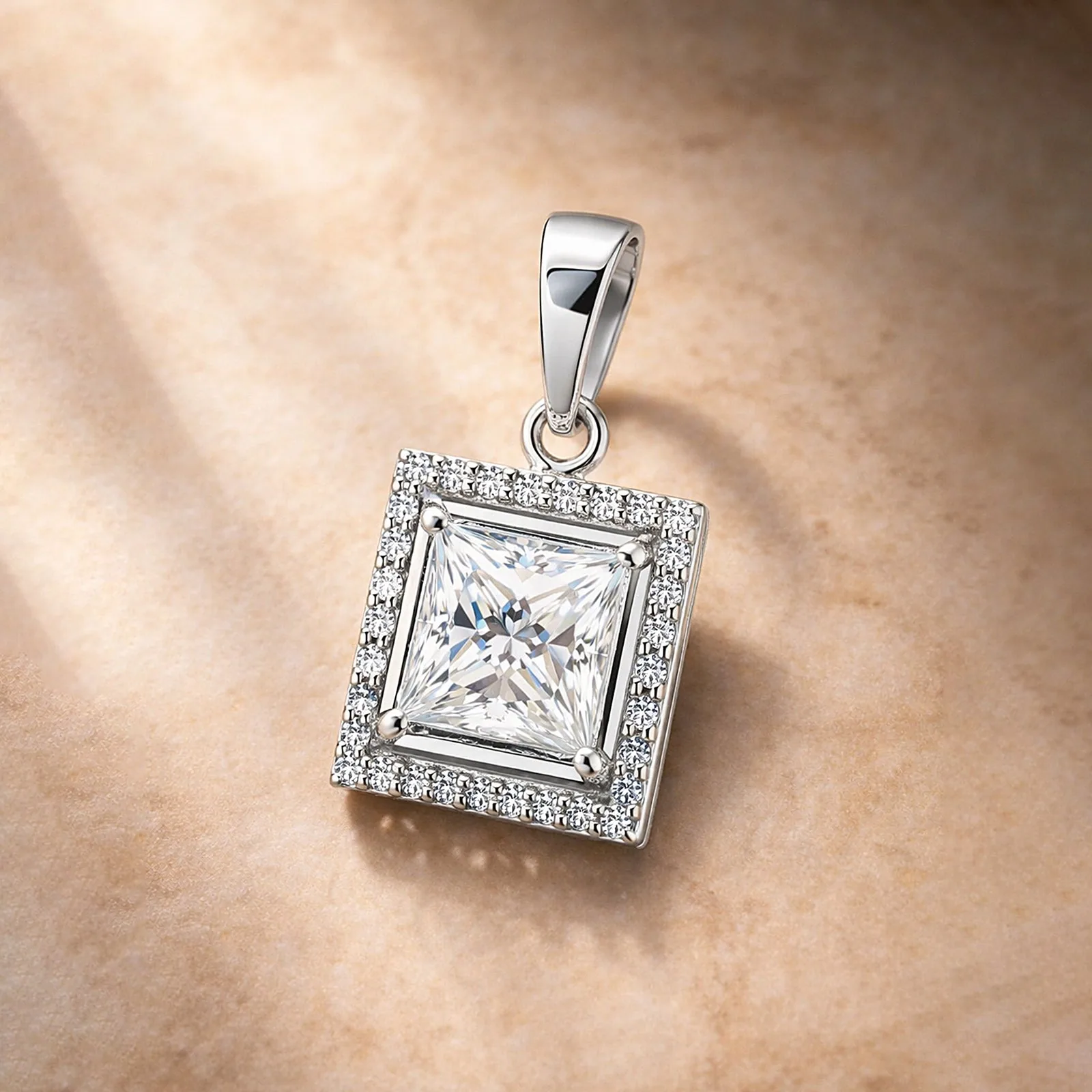 7.30 ct DEW Moissanite Pendant in Gold Vermeil Certified - view 2