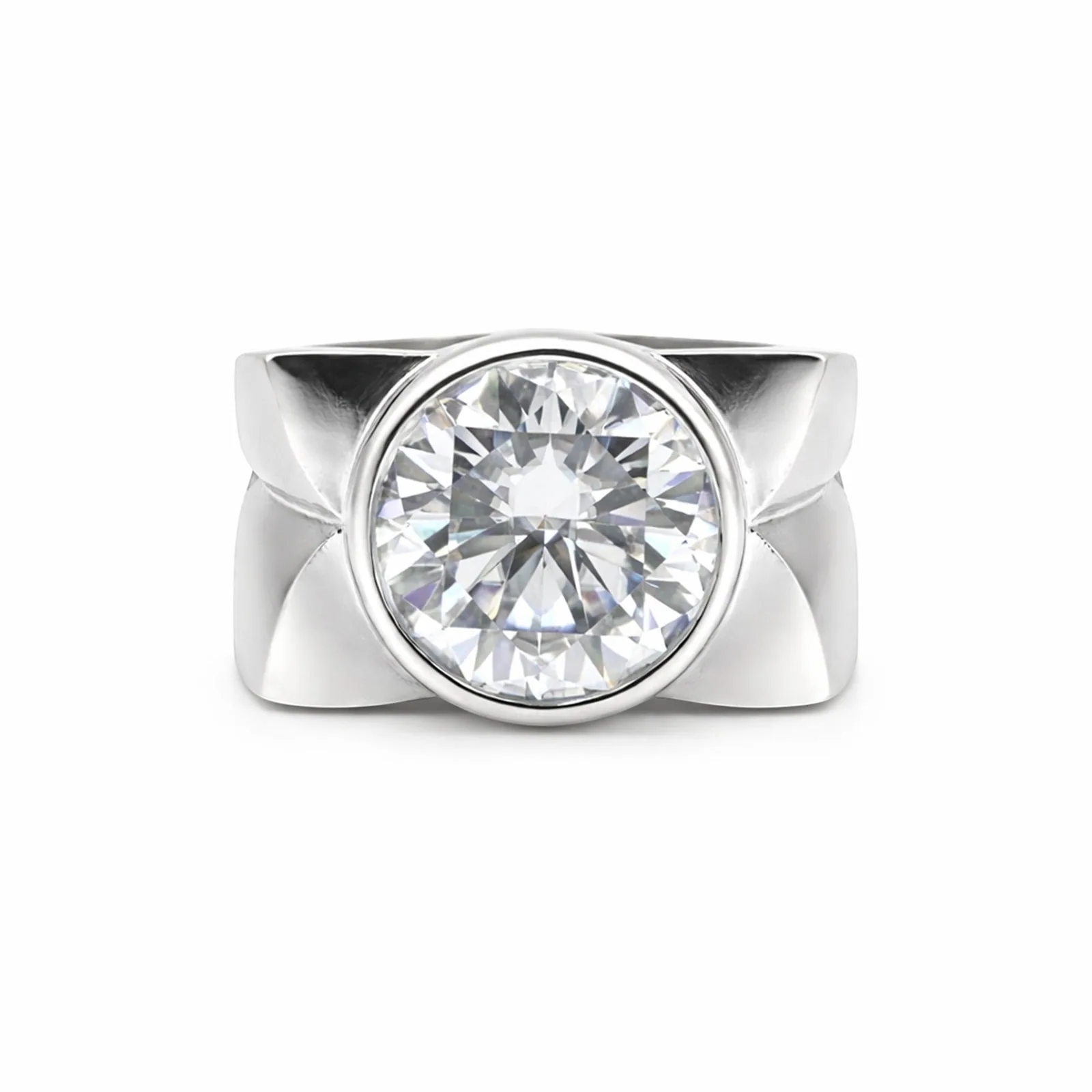 4.50 Ct Round Cut Moissanite Ring — VS1 Clarity, 18k Gold Vermeil