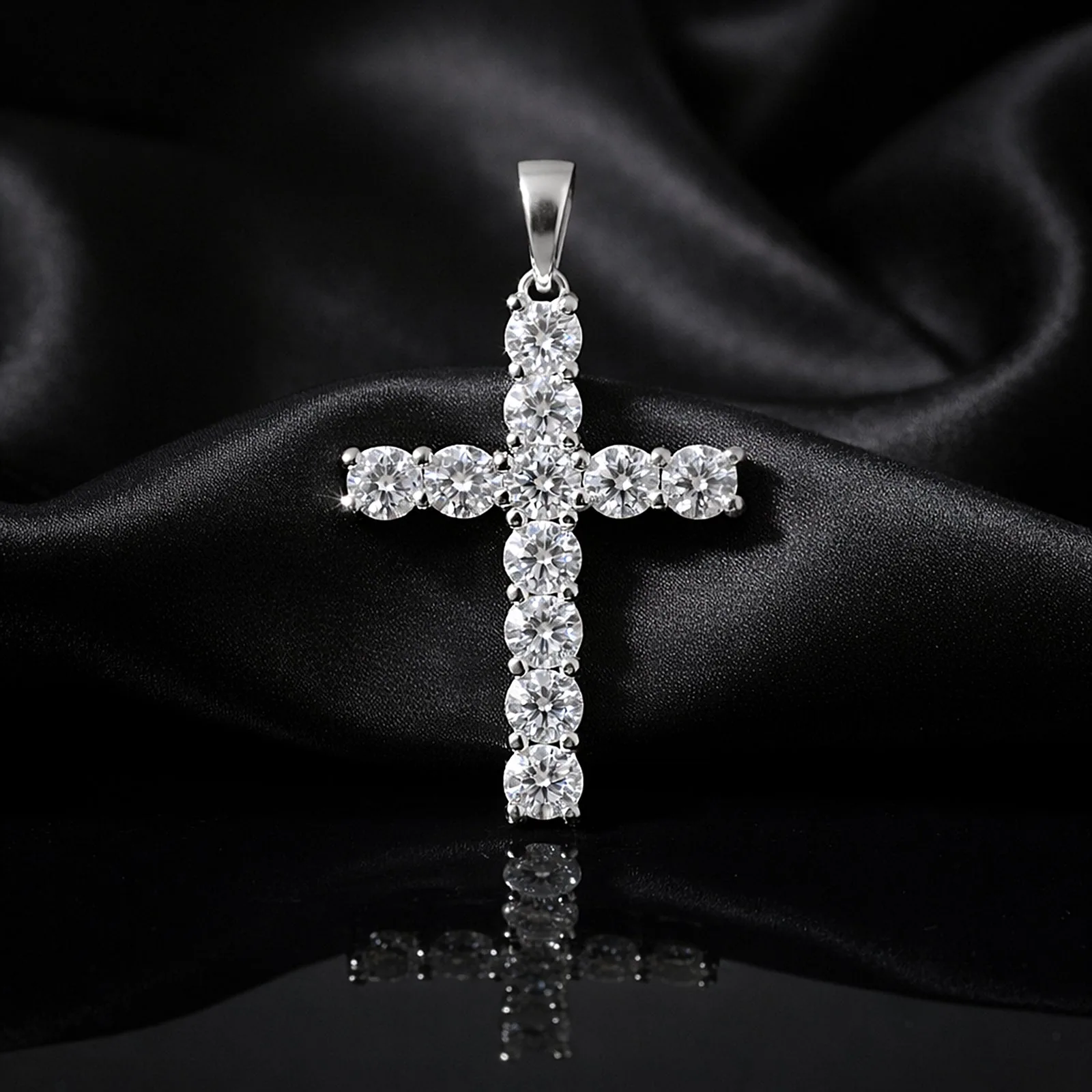 5.00 ct DEW Certified Round Cut White Moissanite Cross Pendant – 18K Gold Vermeil - view 6