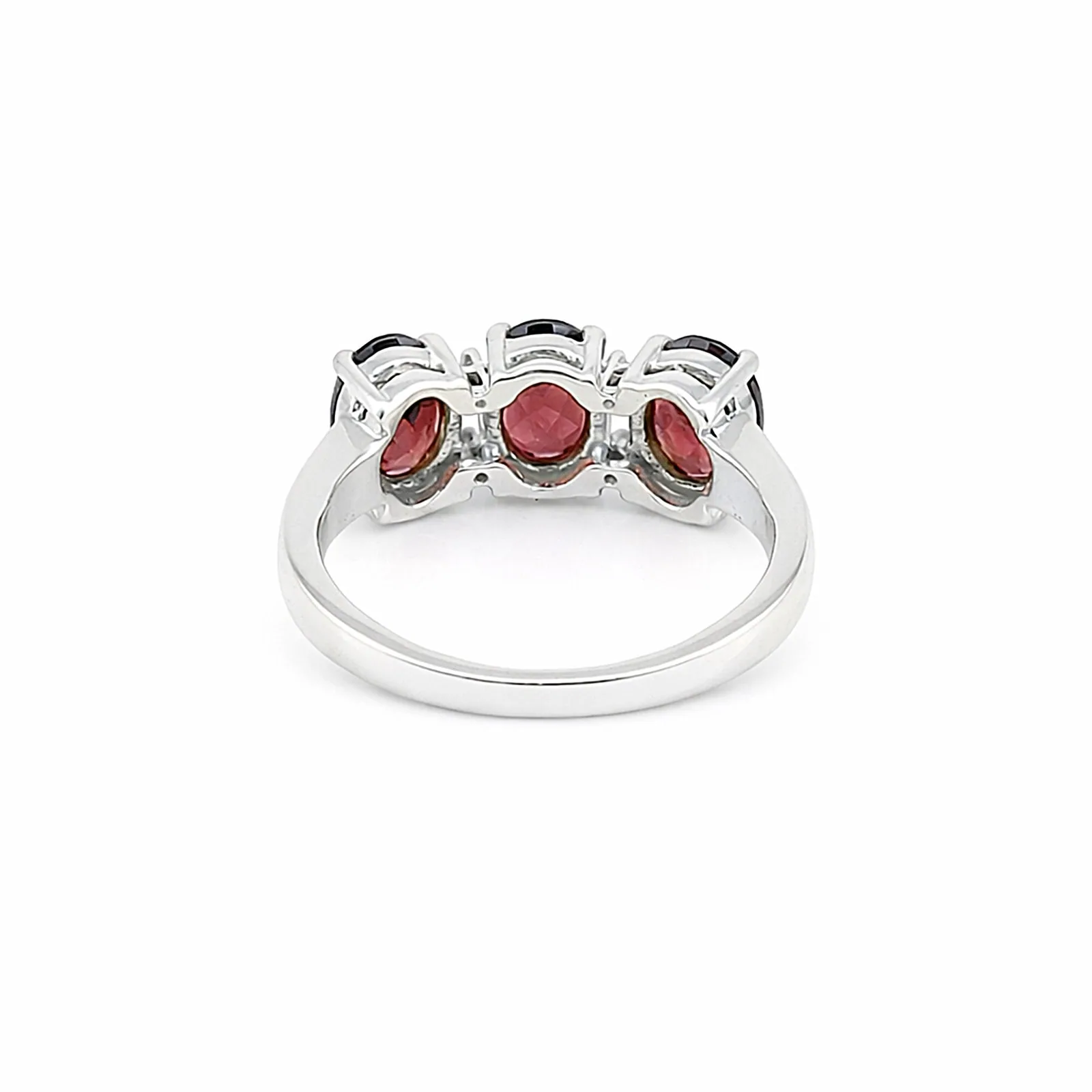 Red Garnet Ring Oval Cut 2.50 Ct 925 Sterling Silver for Her Trendy Pick - view 3