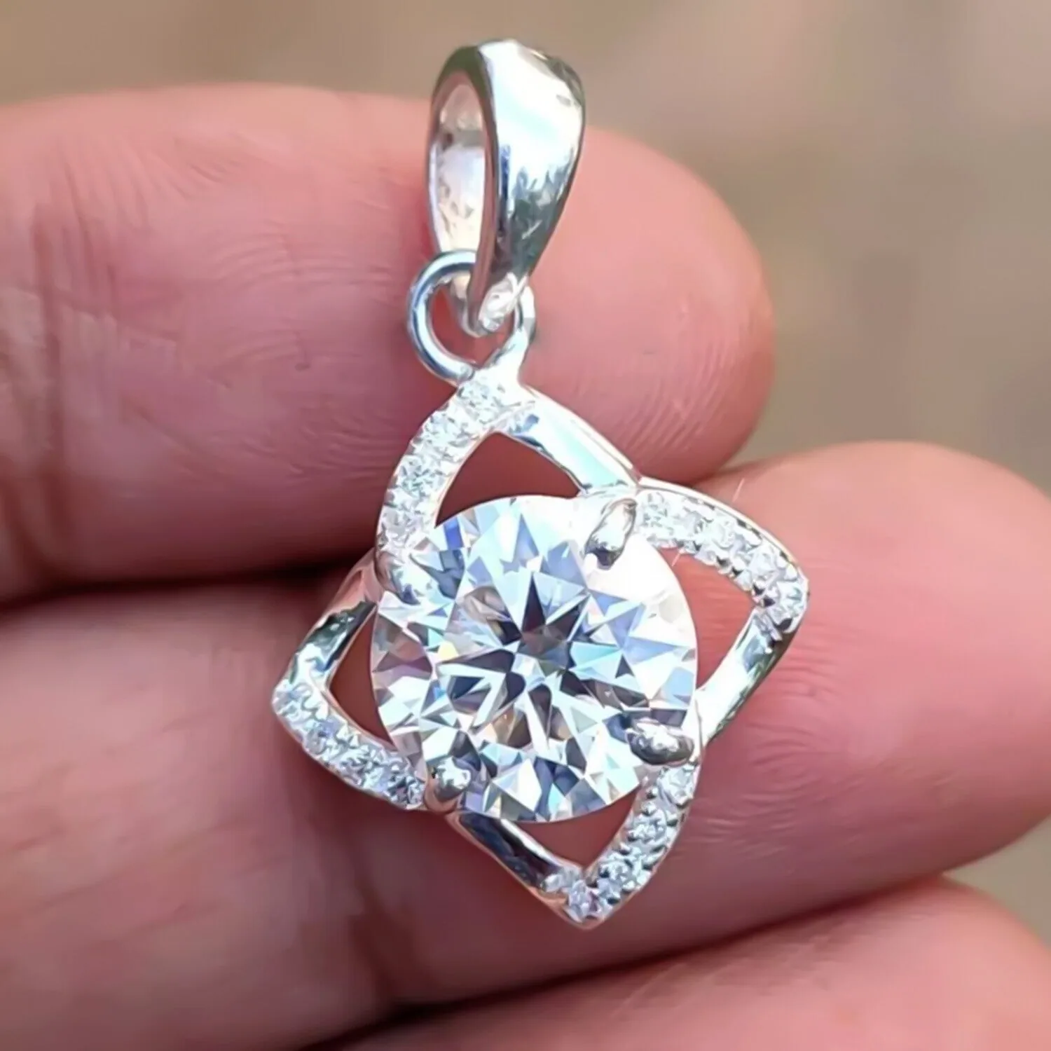 3.70 ct DEW F VS1 White Moissanite Pendant – Elegant Anniversary Gift – 18K Gold Vermeil - view 4