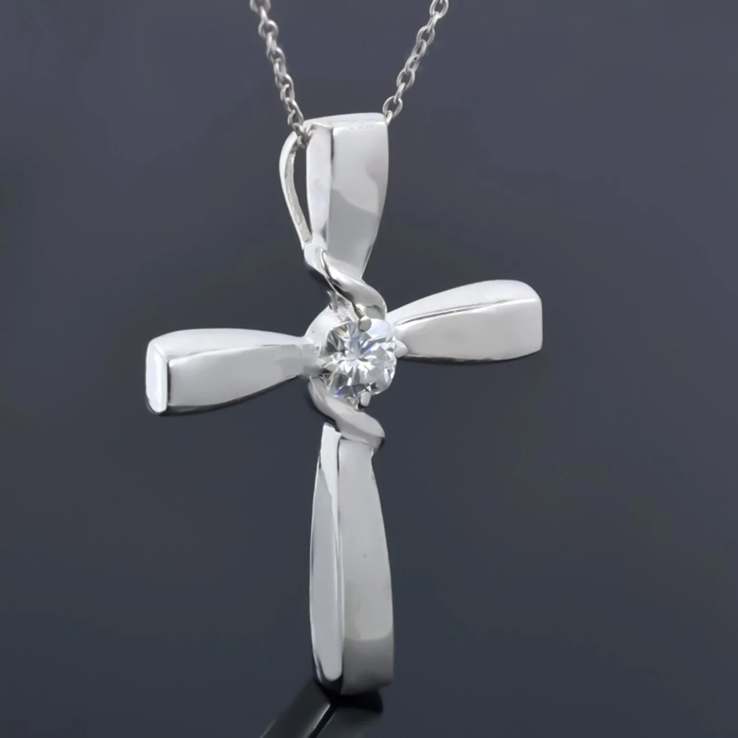1.80 ct DEW F VS1 White Moissanite Cross Pendant – Religious Gift Idea – 18K Gold Vermeil - view 3